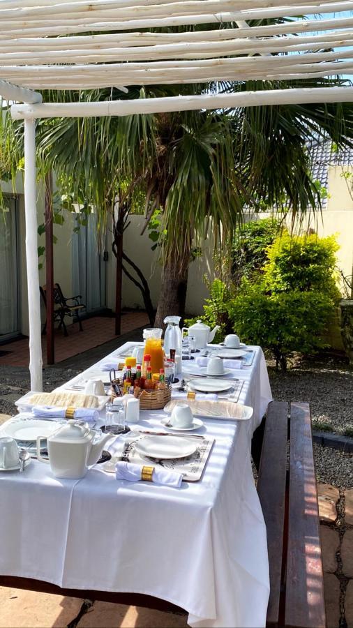 Busa Guest House Ист-Лондон Экстерьер фото